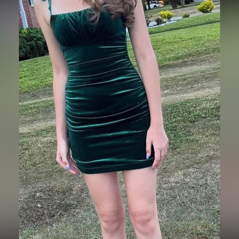 Green homecoming dress, XXS